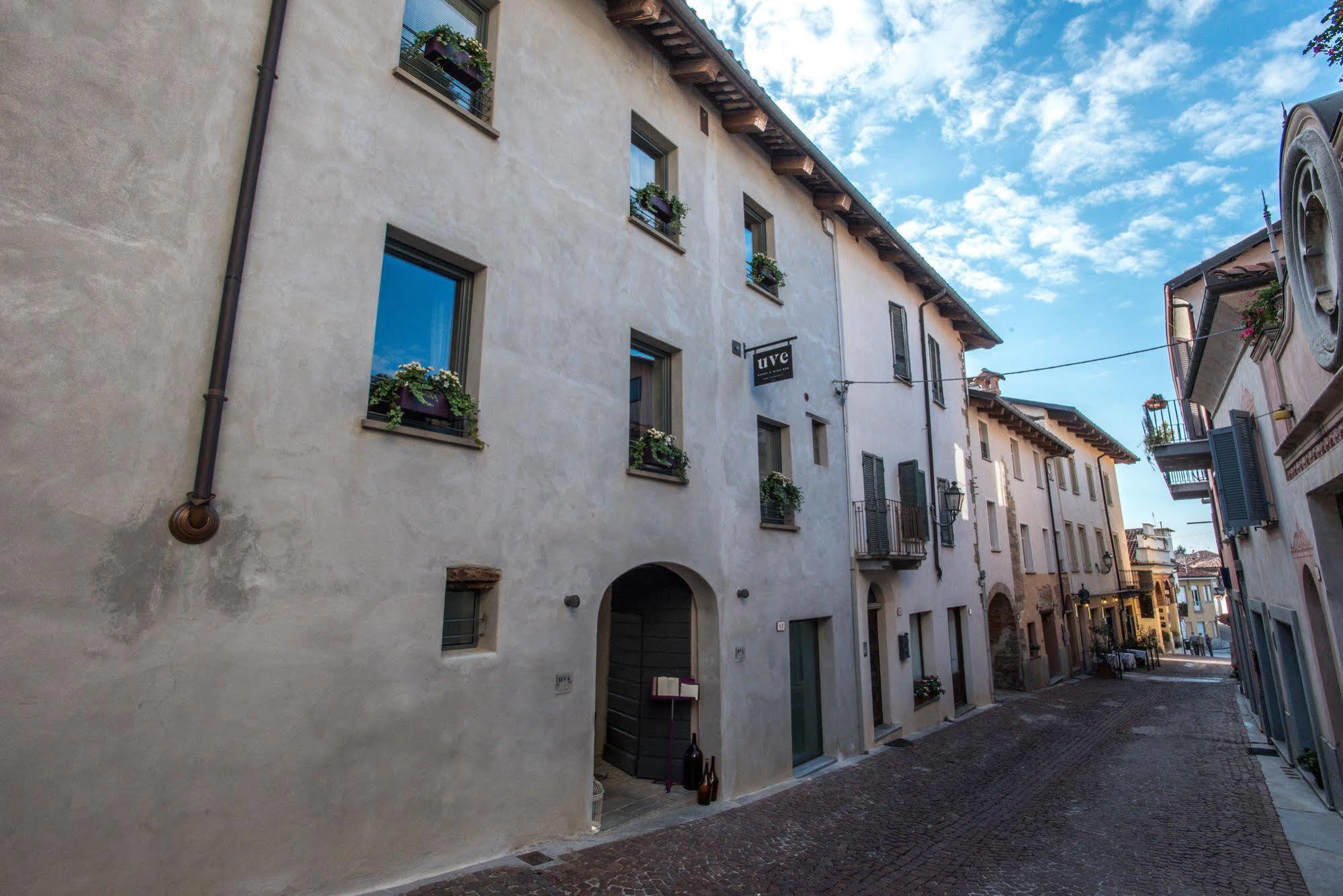 Bed and breakfast Uve & Wine Bar 2*