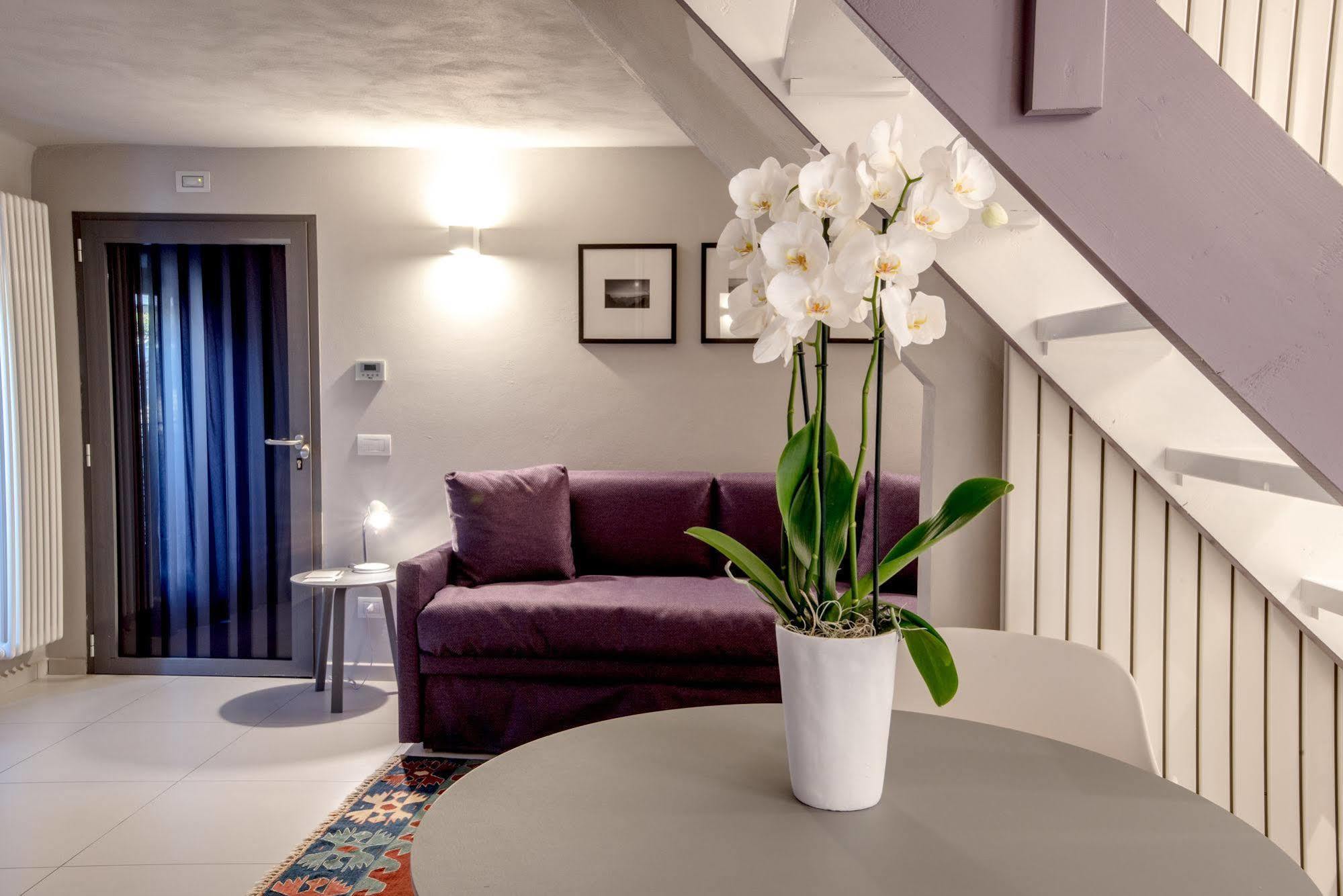 Bed and breakfast Uve & Wine Bar La Morra