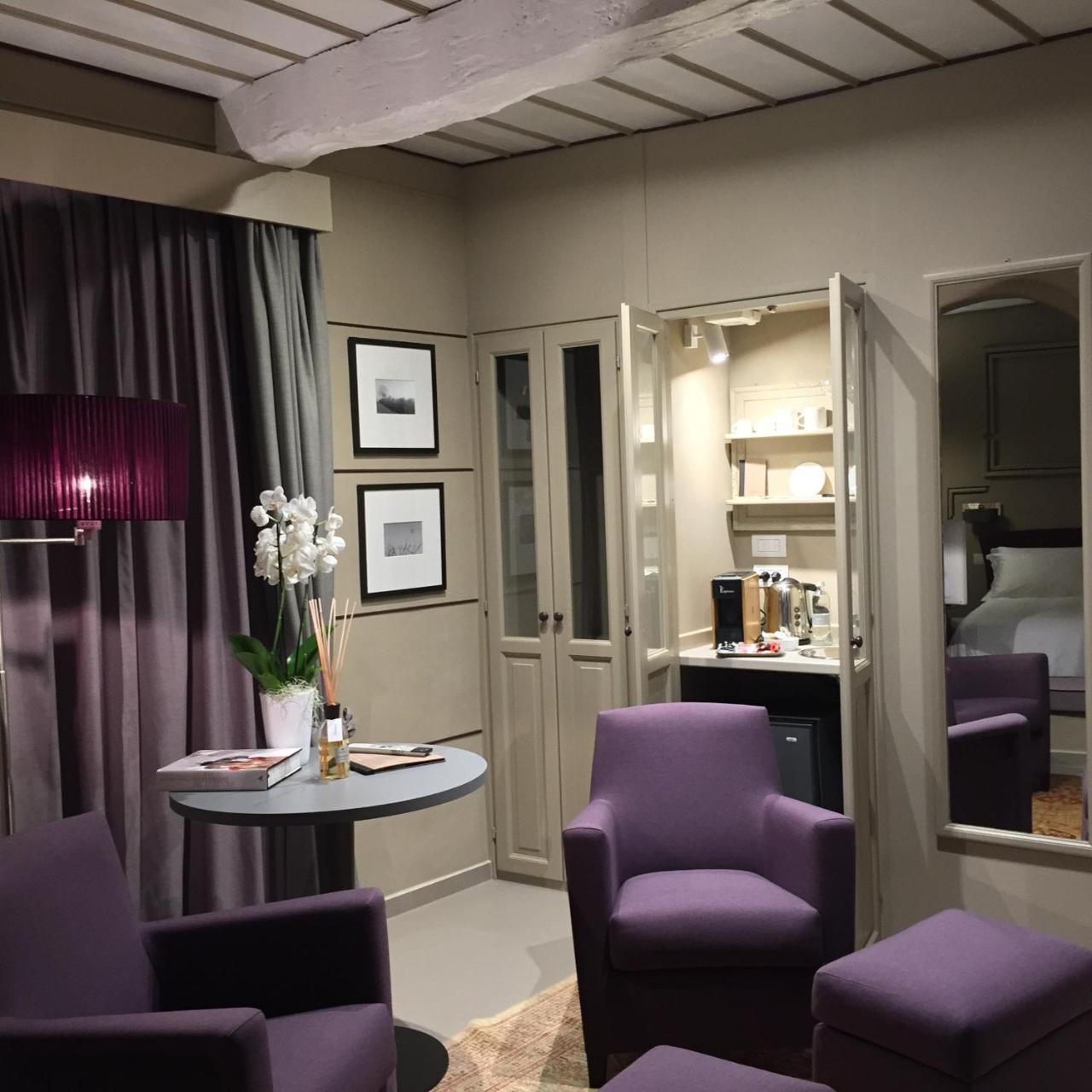 Bed and breakfast Uve & Wine Bar La Morra